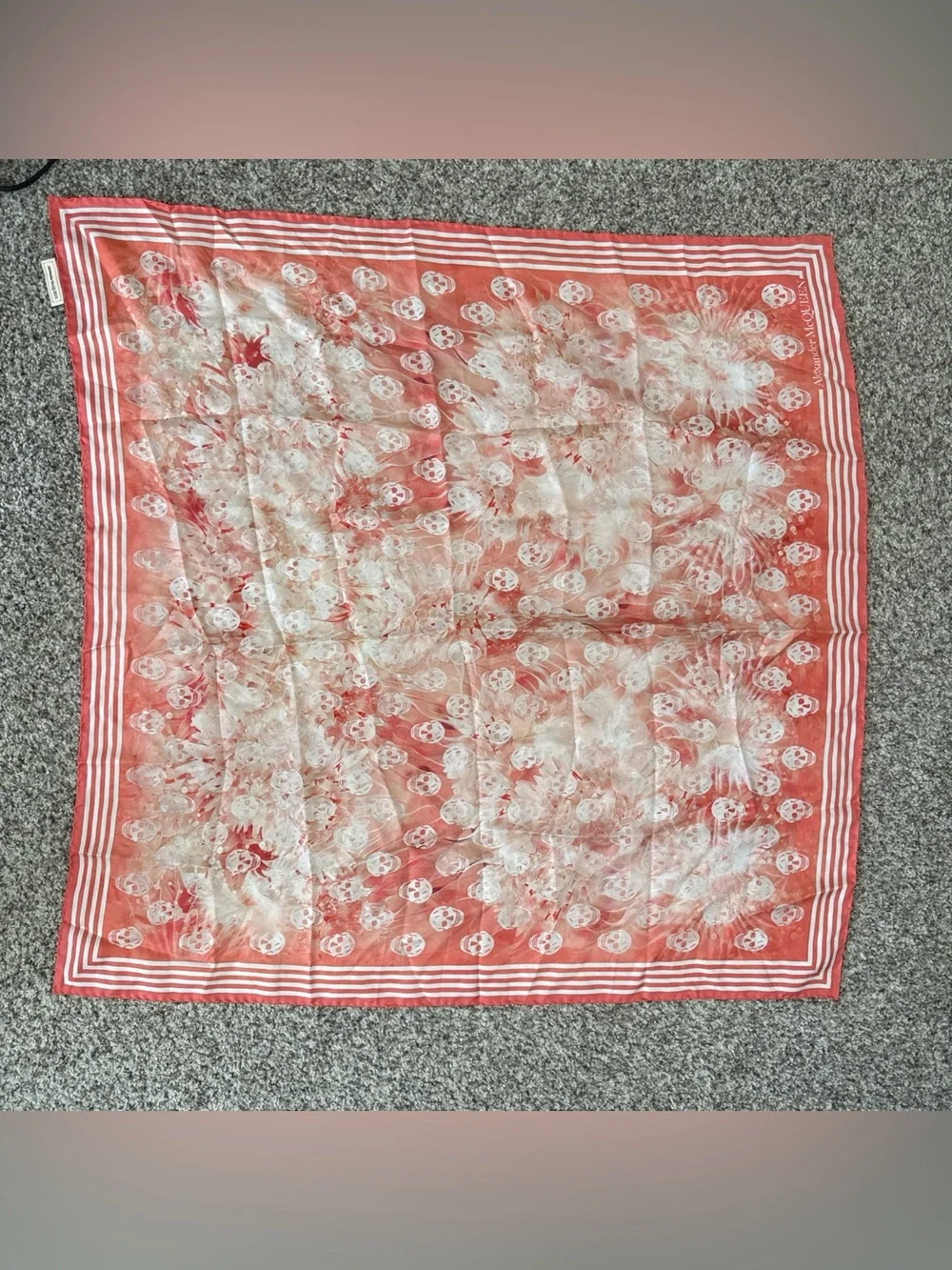 Alexander McQueen skull scarf